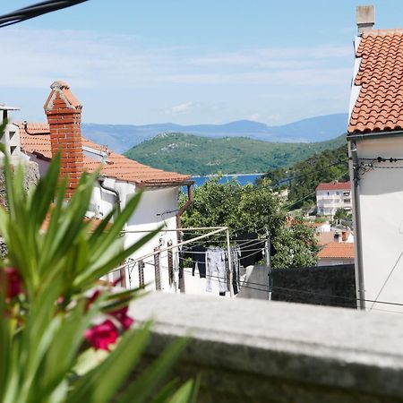 Potocina 21 Vrbnik Exterior foto