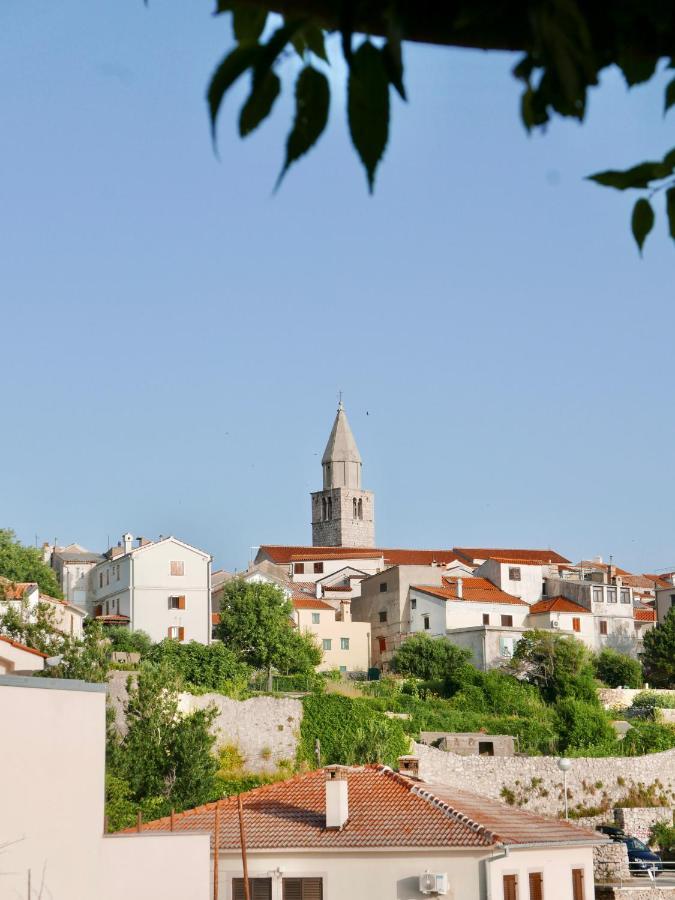 Potocina 21 Vrbnik Exterior foto